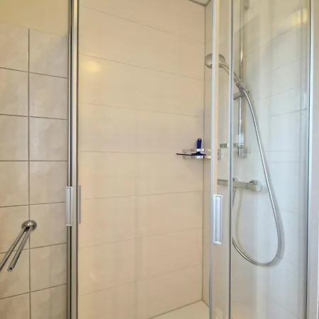 Apartment 666, Seepark *